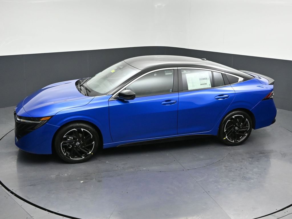 New 2026 Nissan Sentra SR w/ Floor Mat Package FWD image 24