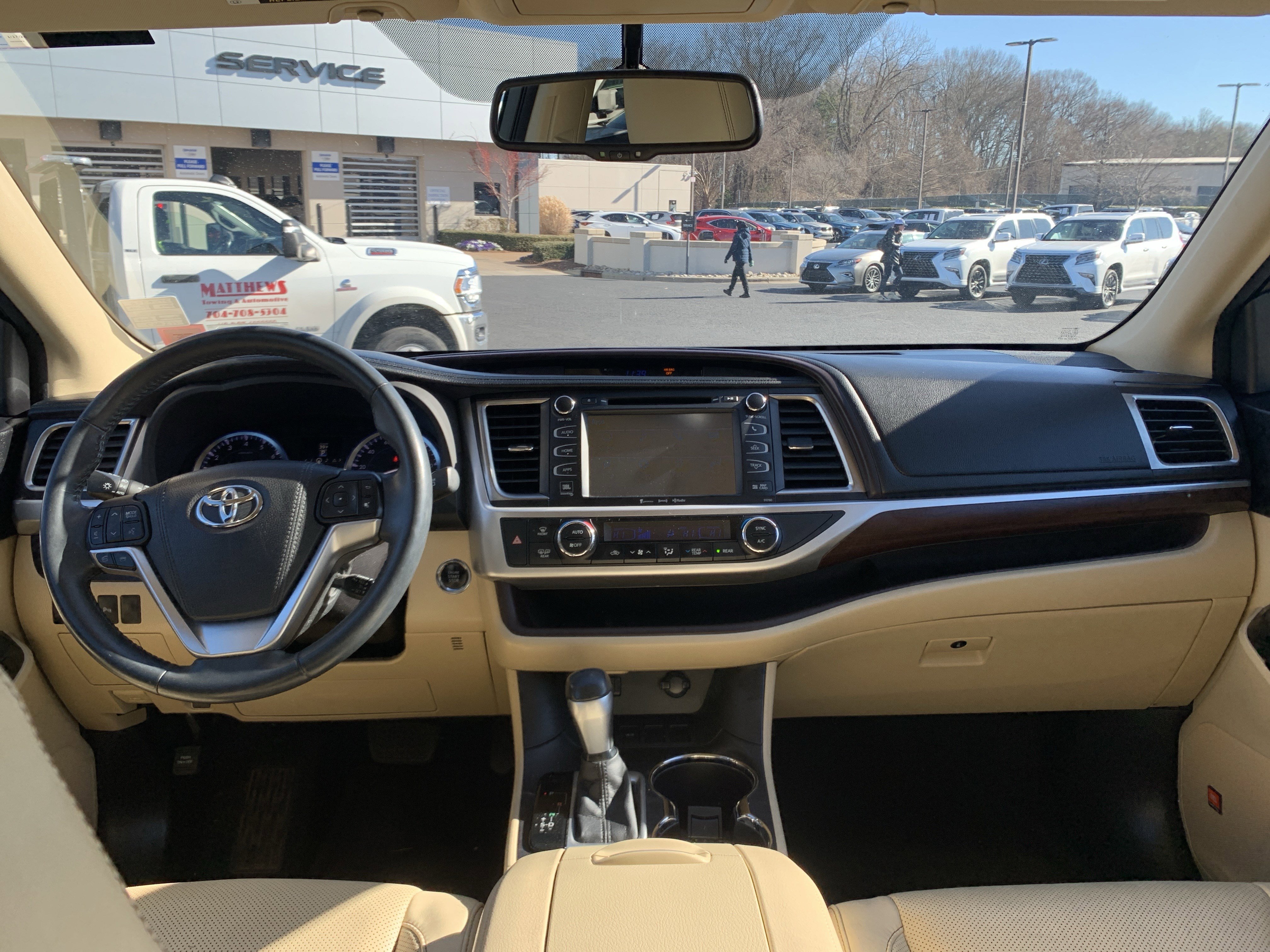 Used 2016 Toyota Highlander Limited image 30