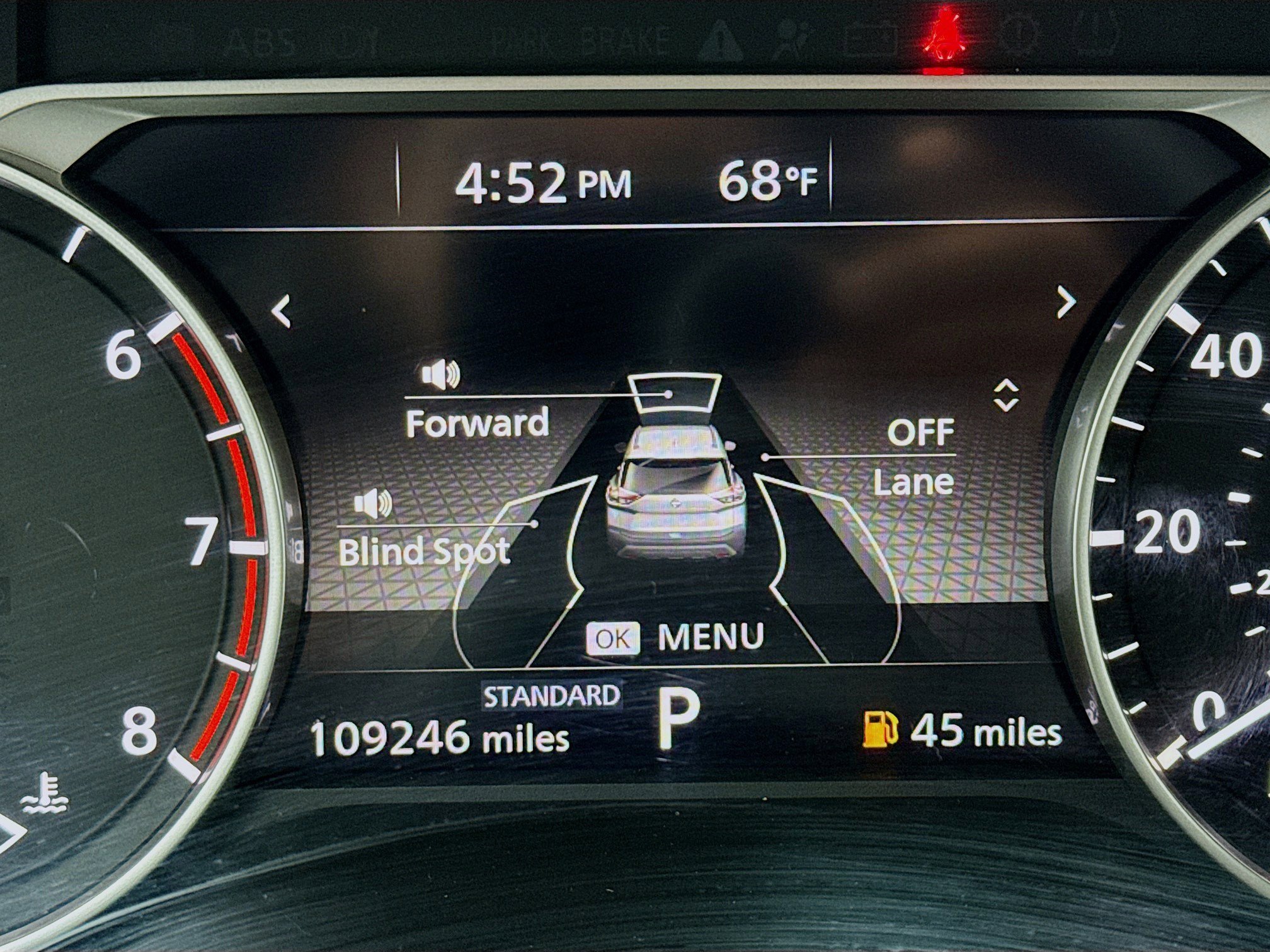 Used 2023 Nissan Rogue SV image 8