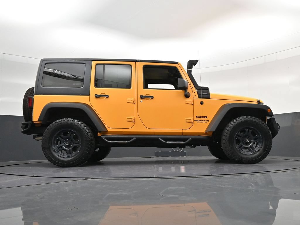 Used 2012 Jeep Wrangler Unlimited Sport AWD/4WD image 21