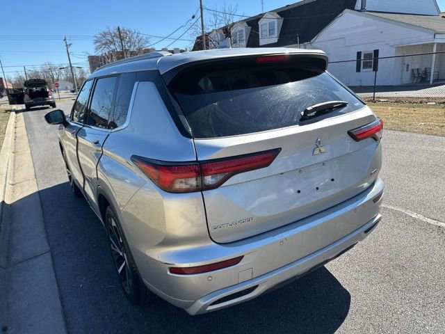 Used 2022 Mitsubishi Outlander SEL image 11