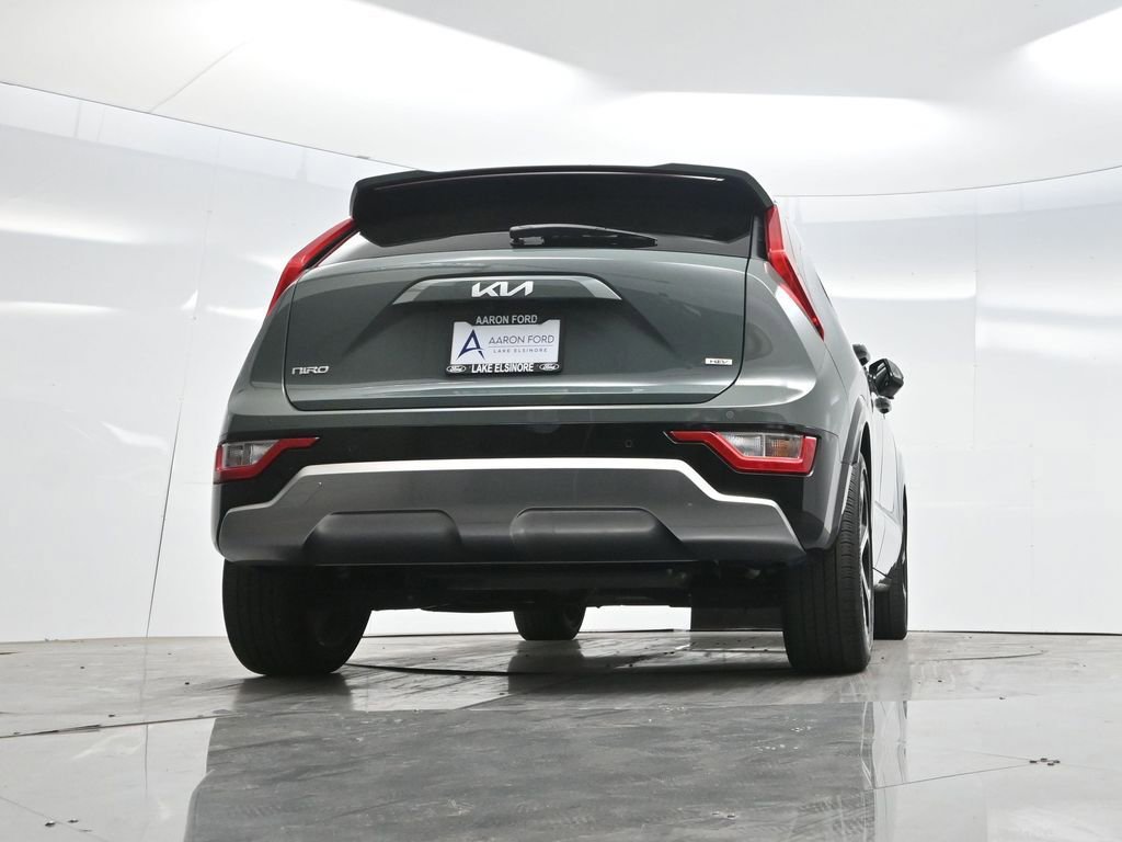 Used 2023 Kia Niro EX Touring image 54