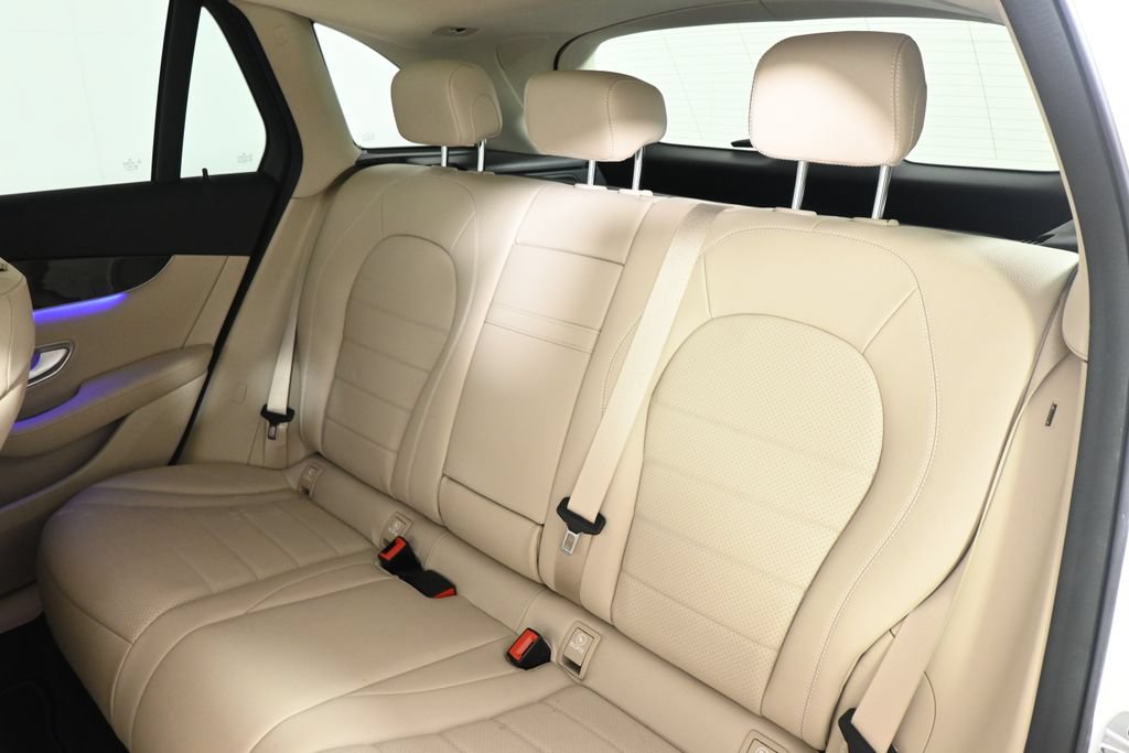 Certified 2022 Mercedes-Benz GLC 300 4MATIC image 4