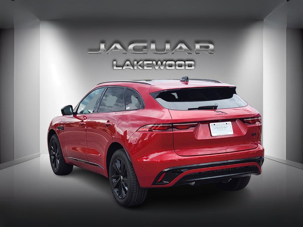 New 2026 Jaguar F-PACE R-Dynamic S image 3
