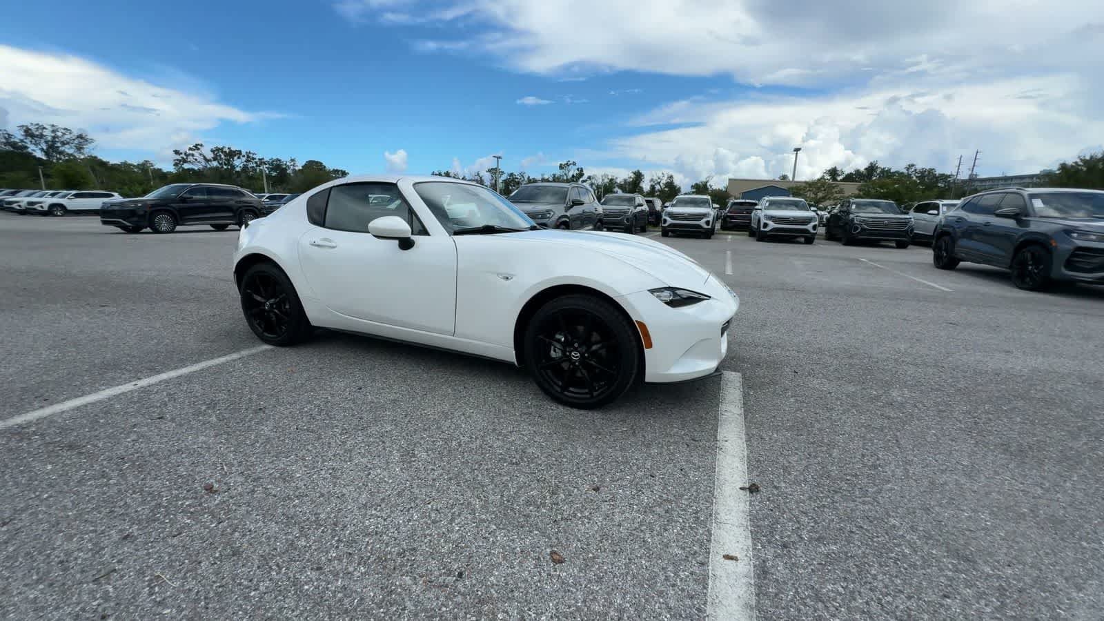Used 2022 MAZDA MX-5 Miata RF Grand Touring RWD video 2