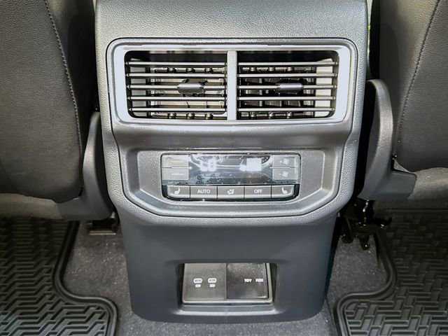 New 2026 Volkswagen Atlas SEL Premium R-Line image 14