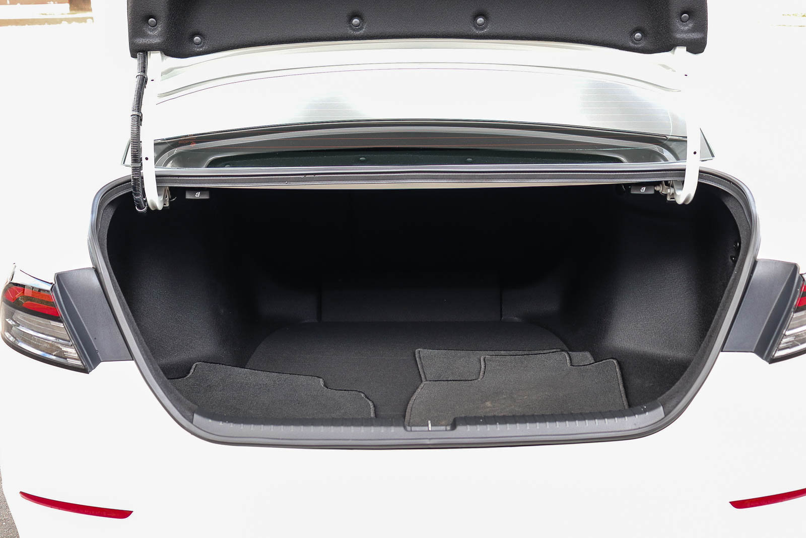 Used 2025 Honda Accord SE image 30