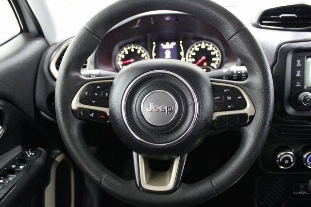 Used 2015 Jeep Renegade Sport w/ Power & Air Group image 4