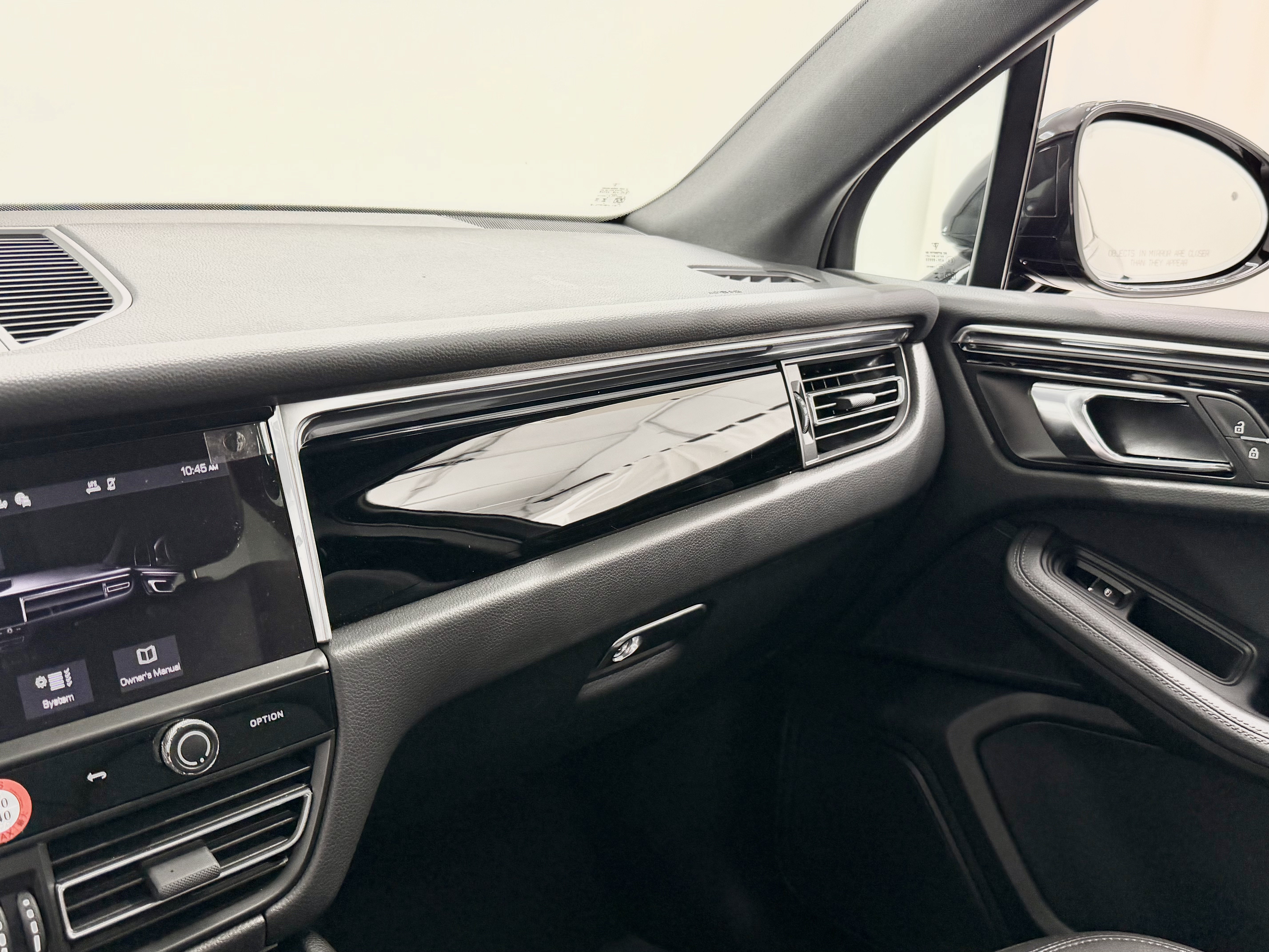 Certified 2026 Porsche Macan AWD/4WD image 52
