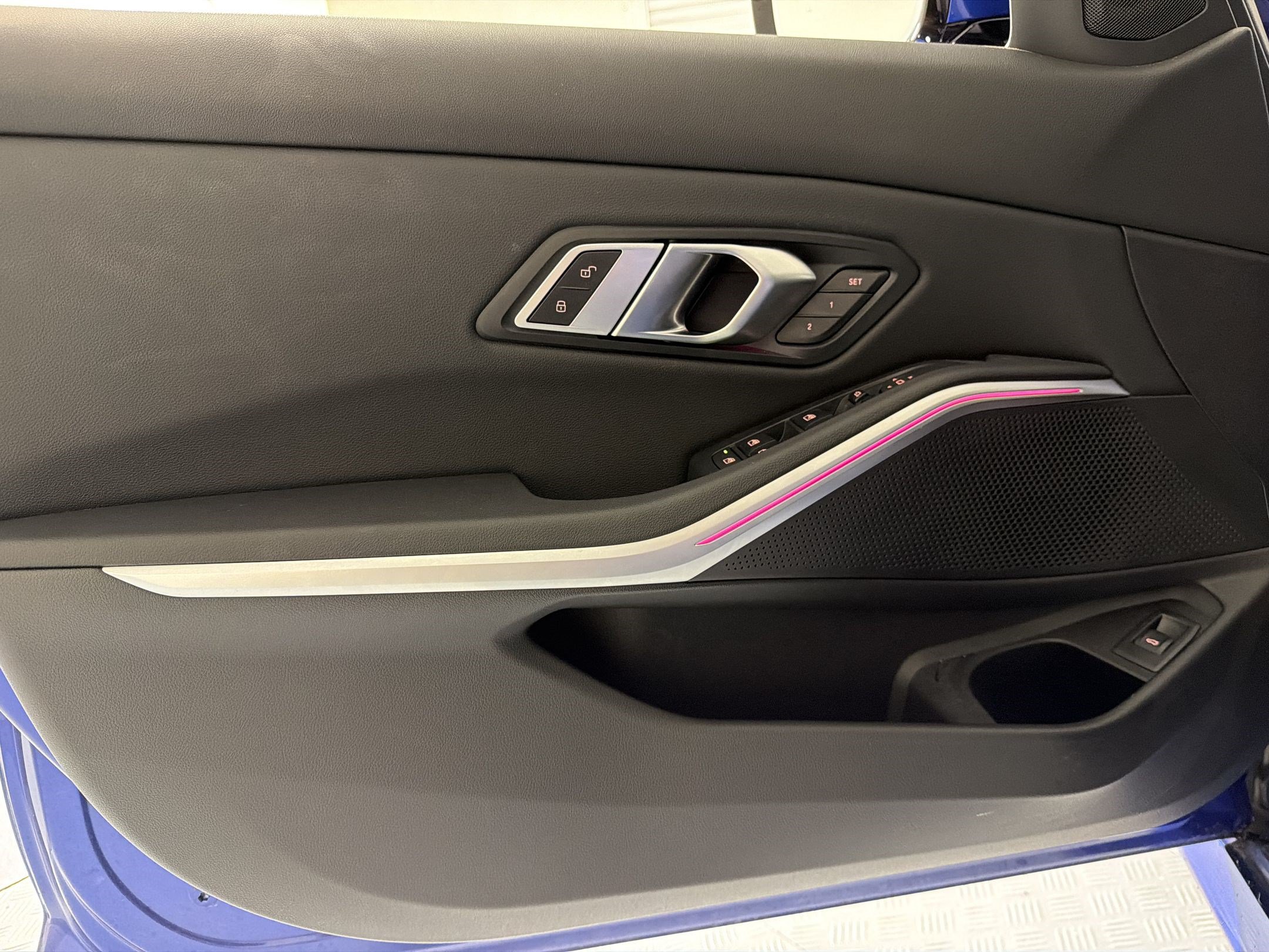 Certified 2023 BMW 330i Sedan w/ M Sport Package RWD image 10