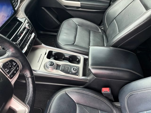 Used 2021 Ford Explorer Limited AWD/4WD image 41