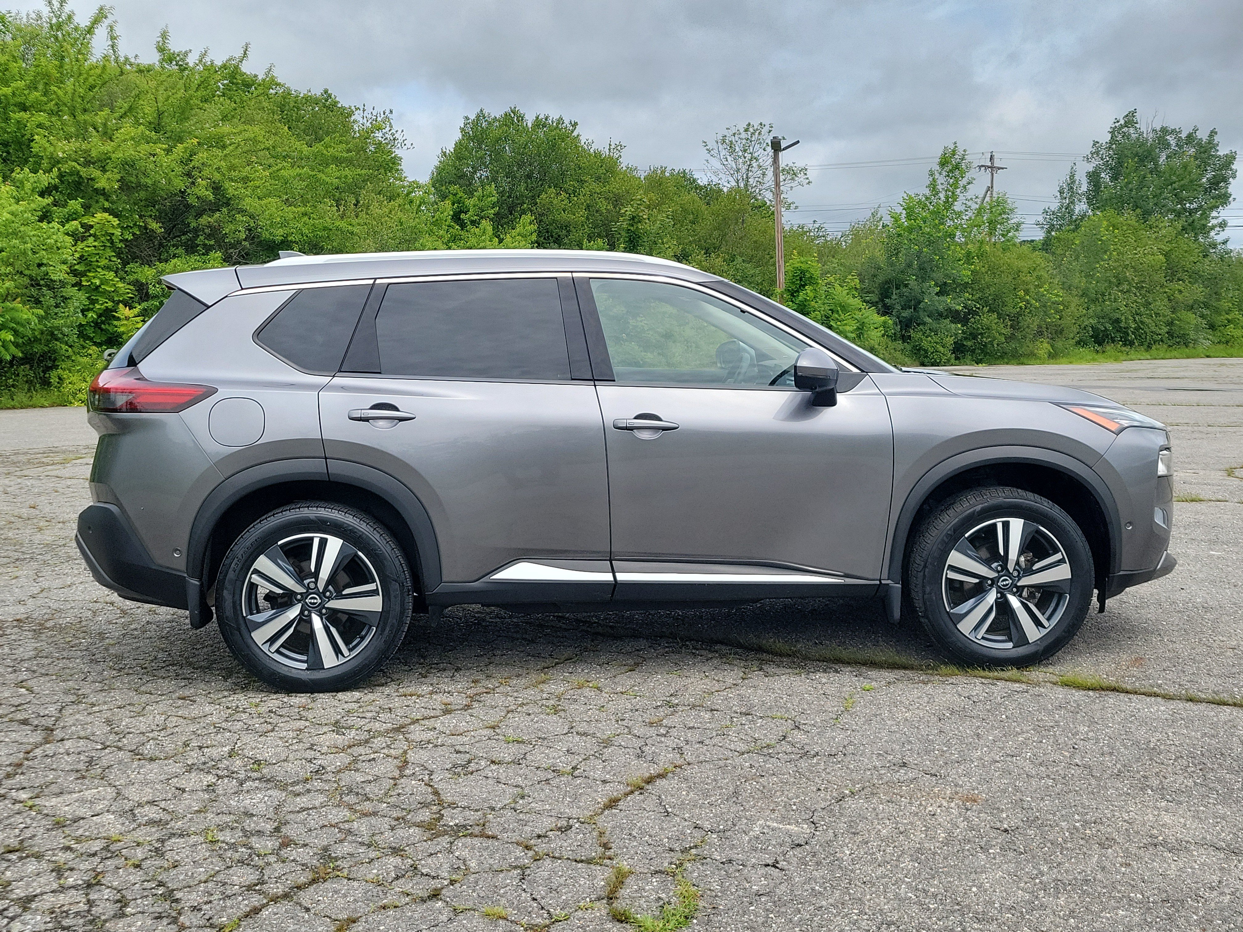 Used 2023 Nissan Rogue SL w/ SL Premium Package AWD/4WD image 4