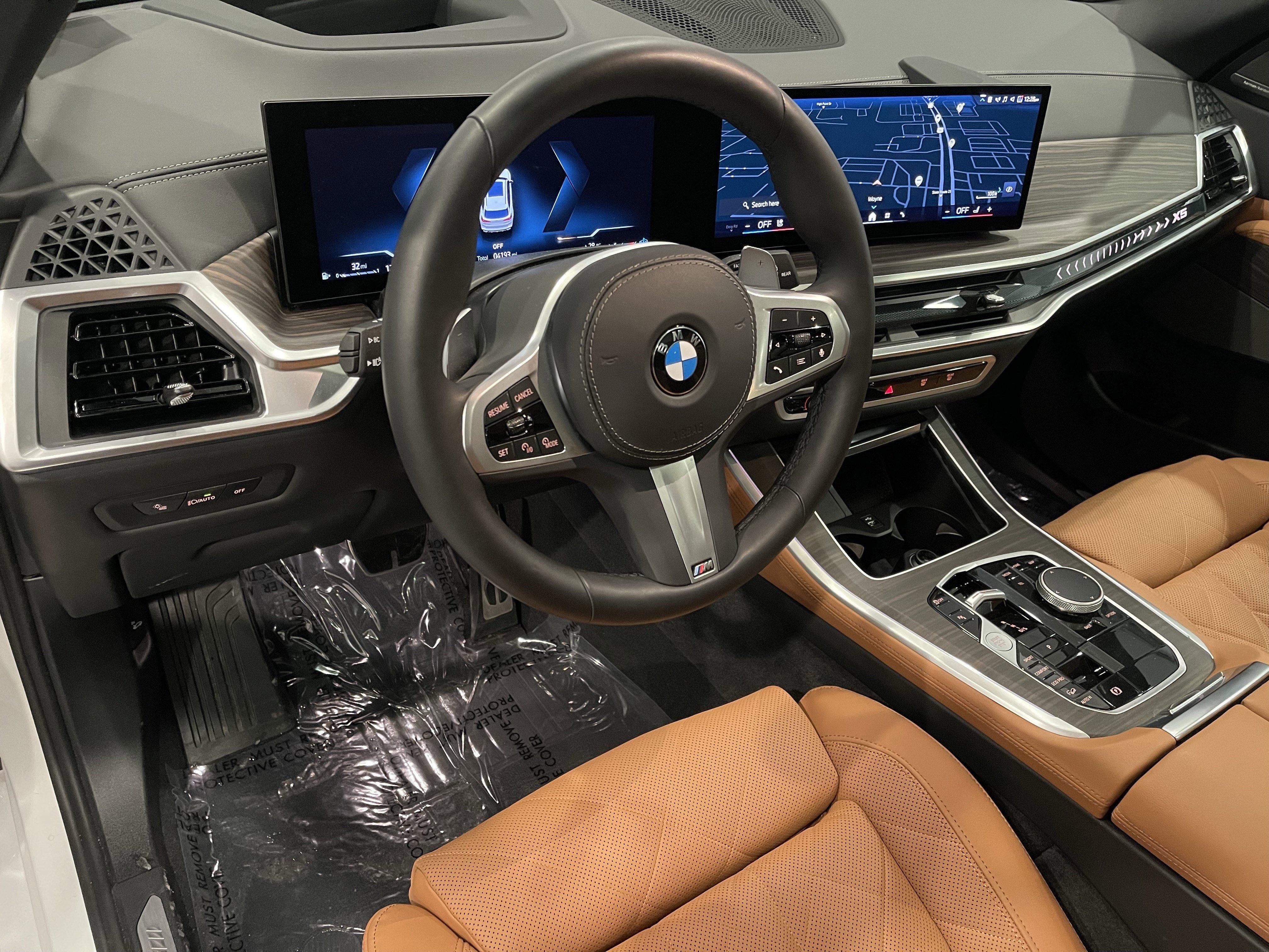 Certified 2025 BMW X5 xDrive40i w/ M Sport Package image 14