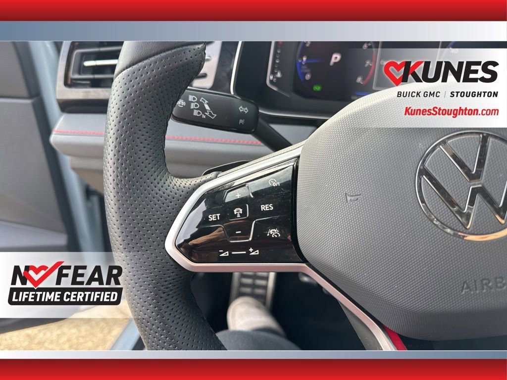 Used 2025 Volkswagen Jetta GLI Autobahn image 27