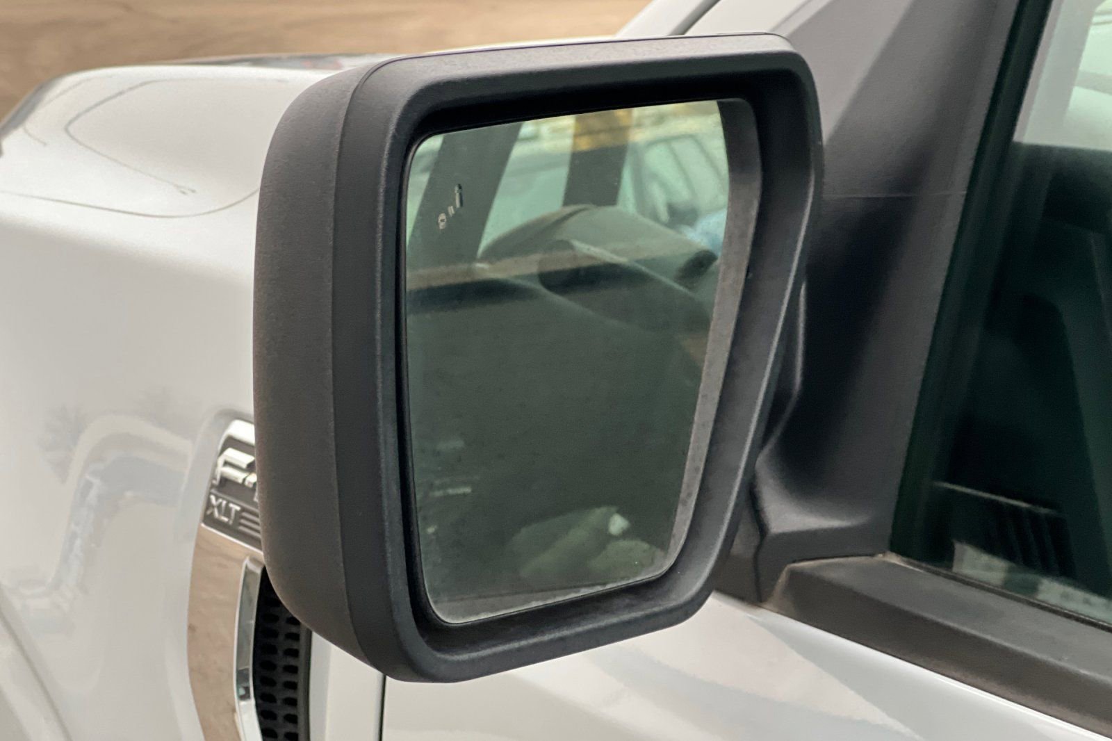 Used 2021 Ford F150 XLT image 27