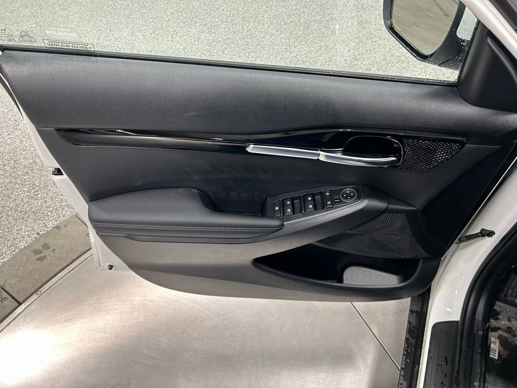 New 2026 Kia Seltos S image 11