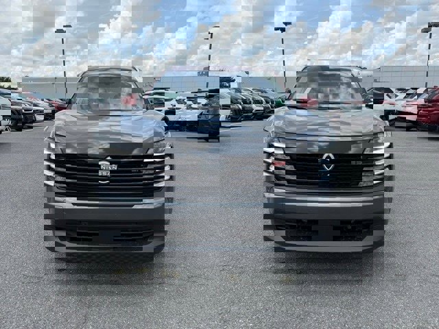 New 2025 Nissan Kicks SR w/ SR Premium Package image 3