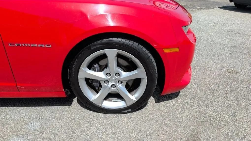 Used 2015 Chevrolet Camaro SS w/ RS Package RWD image 8
