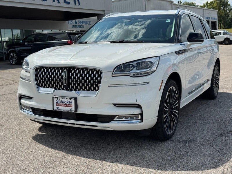 Used 2024 Lincoln Aviator Black Label w/ Dynamic Handling Package AWD/4WD image 8