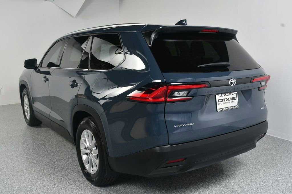 Used 2024 Toyota Grand Highlander AWD Hybrid image 8