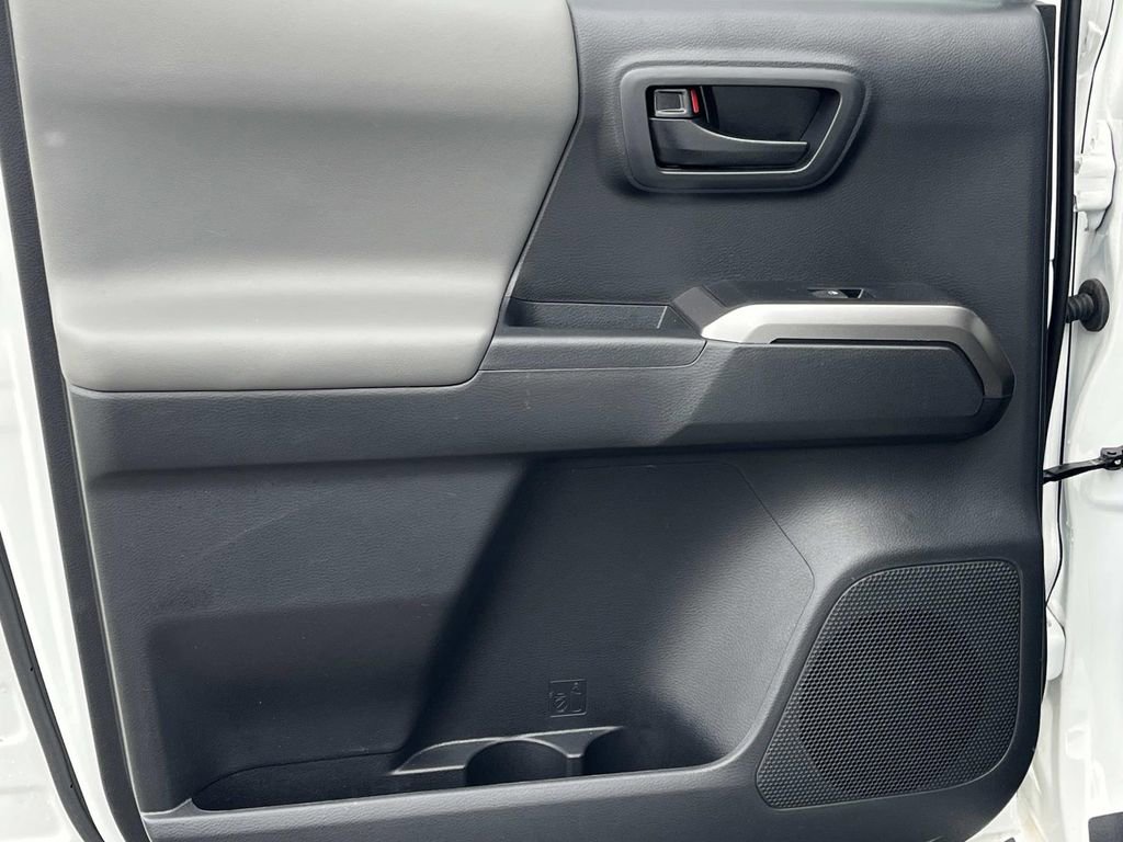 Used 2023 Toyota Tacoma SR5 w/ Technology Package image 19