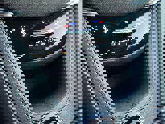 New 2025 Cadillac XT5 Luxury FWD image 31