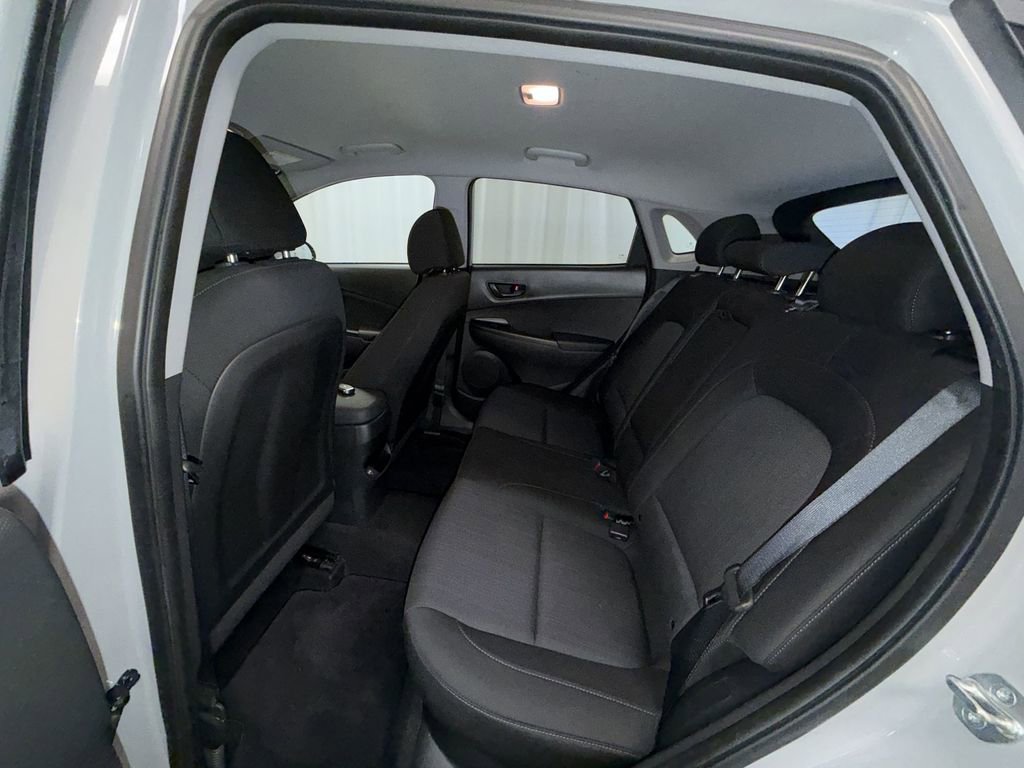 Used 2023 Hyundai Kona SEL image 5