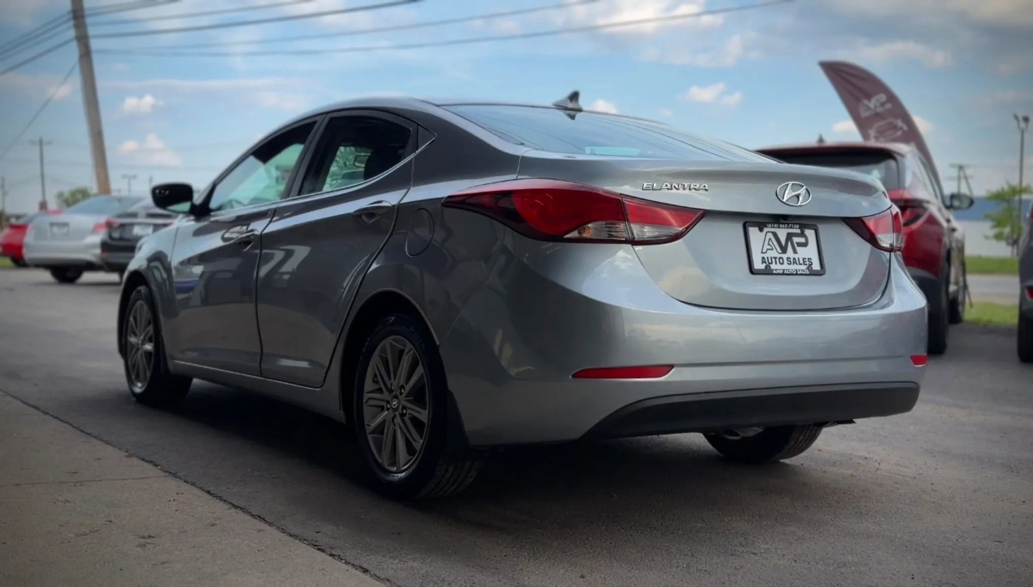 Used 2015 Hyundai Elantra SE w/ Option Group 03 FWD image 4