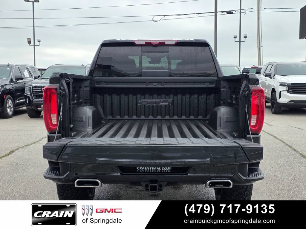 Used 2024 GMC Sierra 1500 AT4 w/ Technology Package AWD/4WD image 7