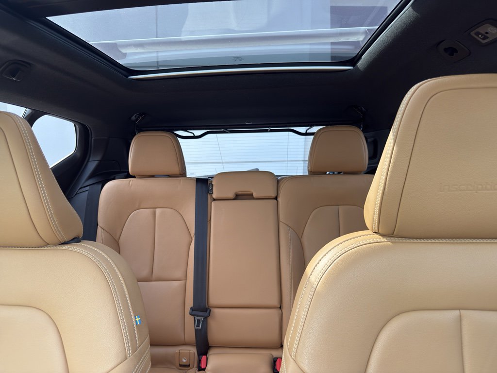 Used 2020 Volvo XC40 T4 Inscription w/ Protection Package Premier image 31