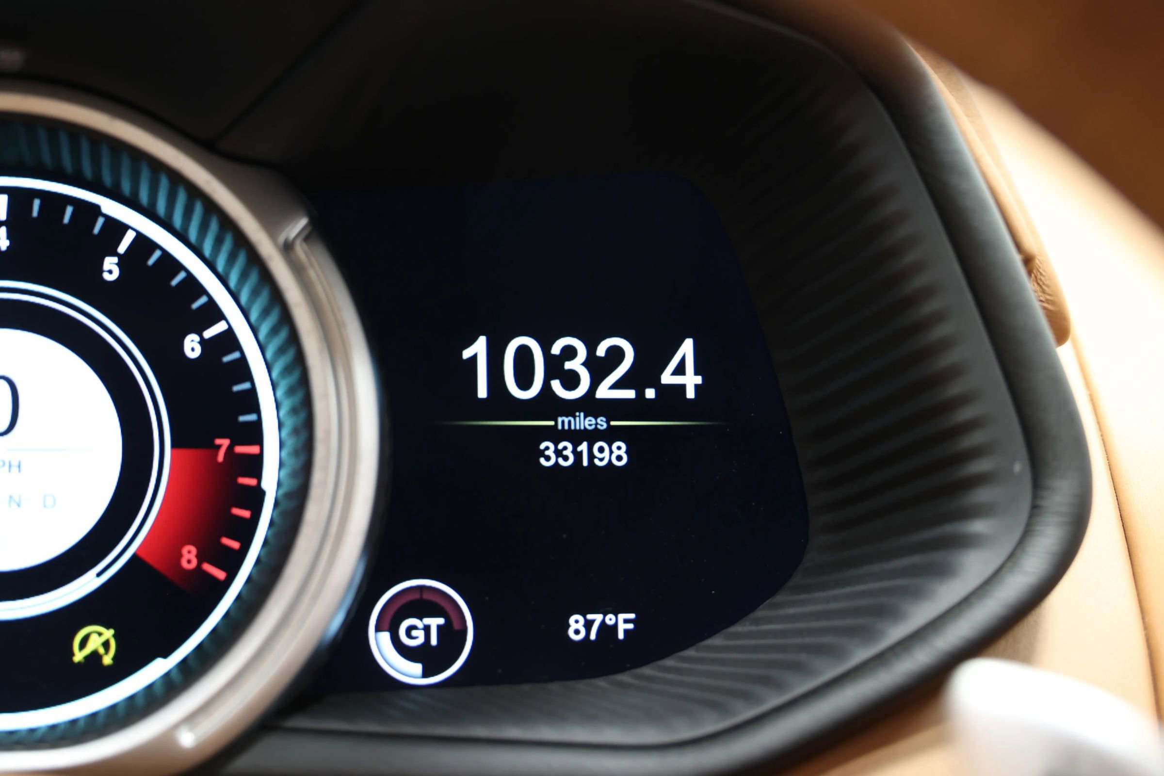 Used 2017 Aston Martin DB11 V12 image 35