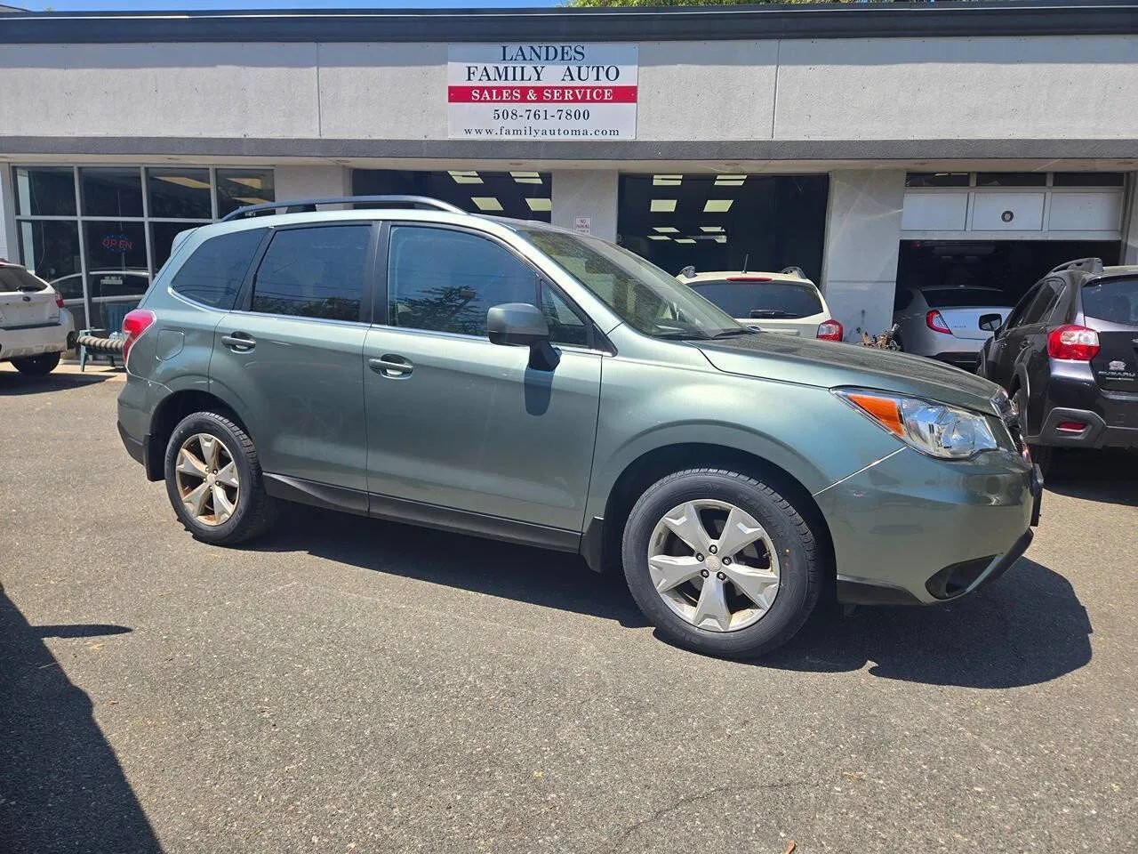 Used 2016 Subaru Forester 2.5i Limited AWD/4WD image 28