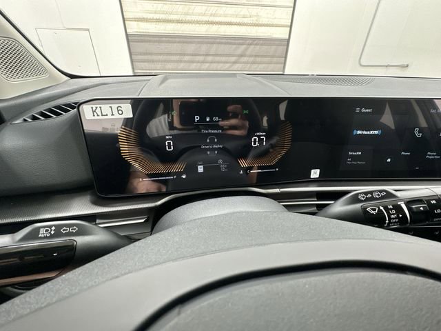 New 2026 Kia Sportage LX image 11