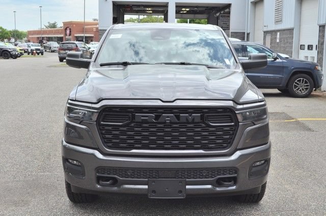 New 2026 RAM 1500 Express AWD/4WD image 3