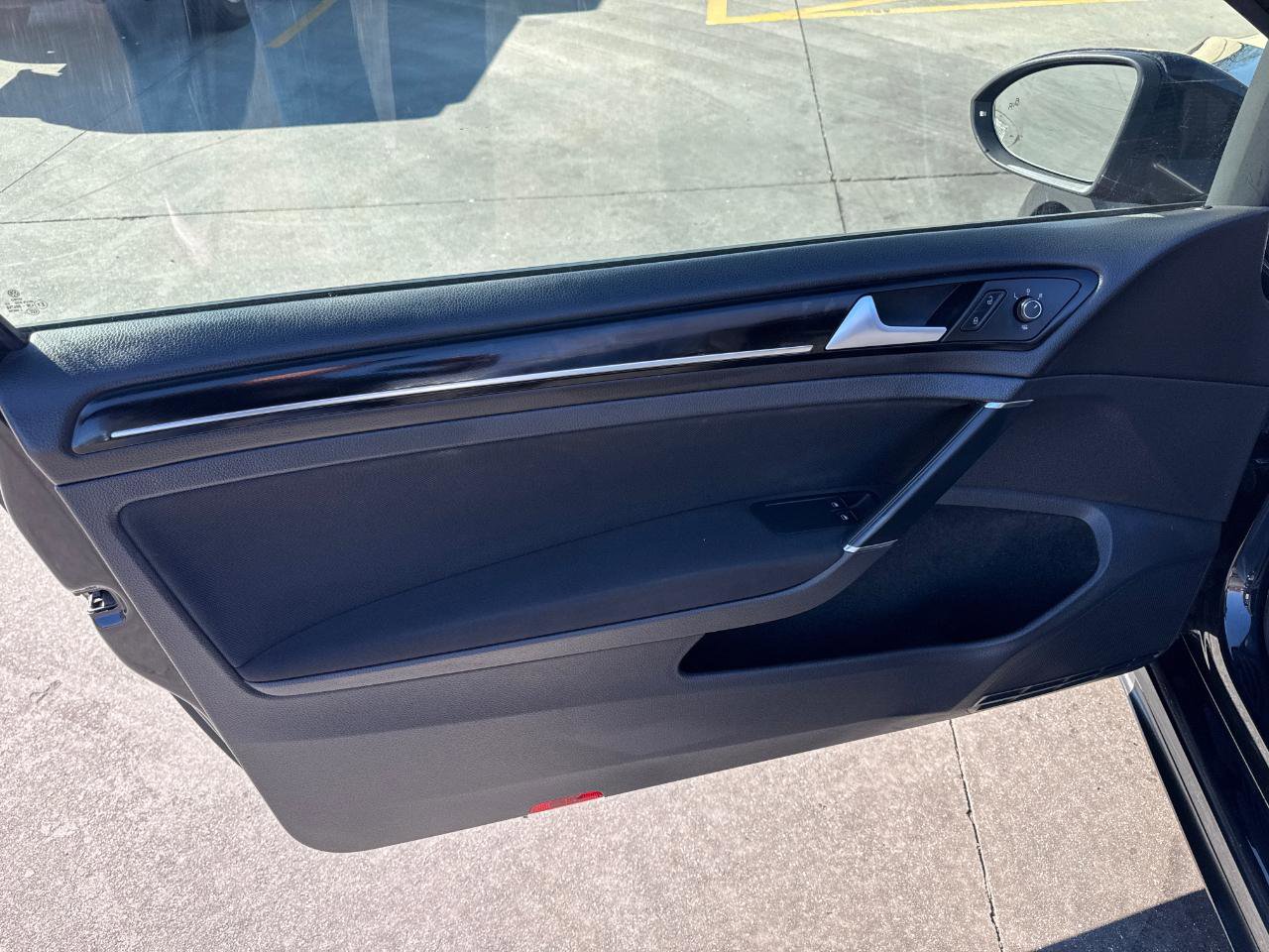 Used 2015 Volkswagen GTI S image 11