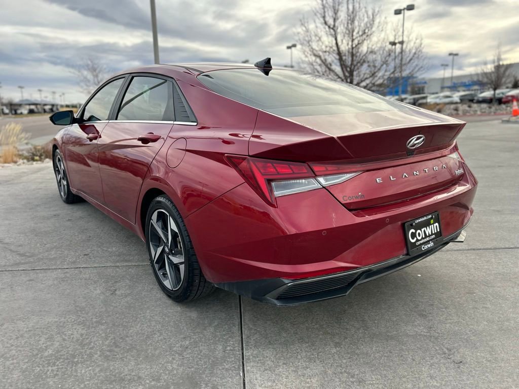 Used 2023 Hyundai Elantra Limited image 5