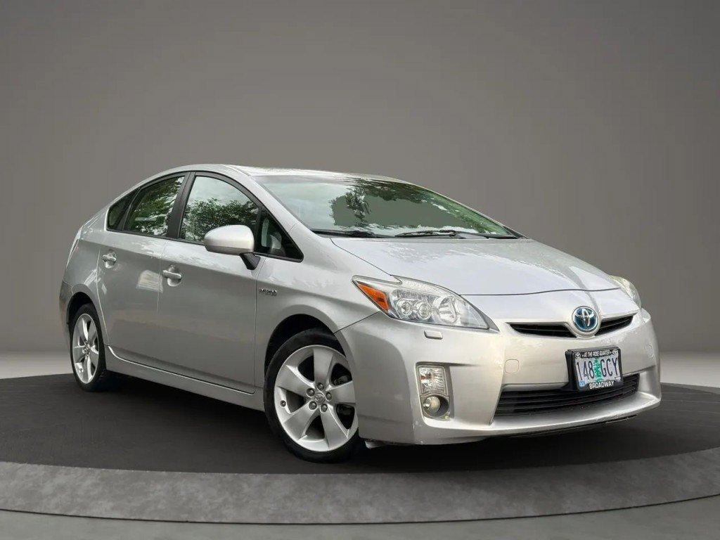 Used 2010 Toyota Prius Five FWD image 4