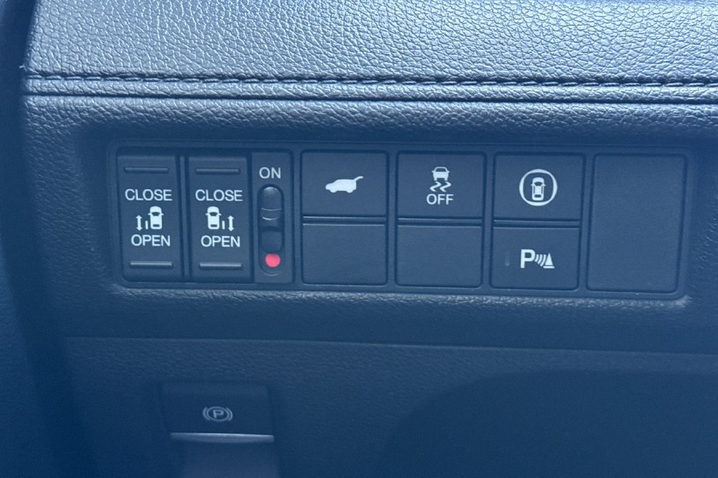Certified 2024 Honda Odyssey Touring image 34