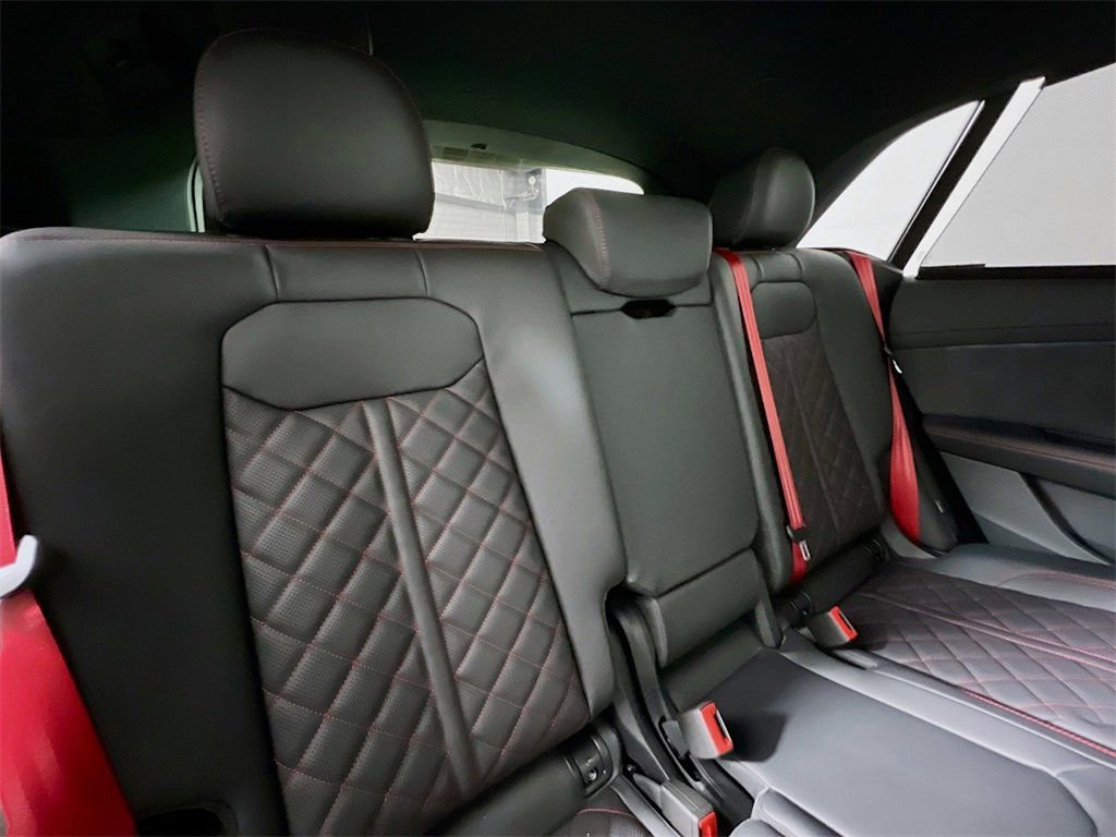 New 2026 Audi Q8 Prestige image 27