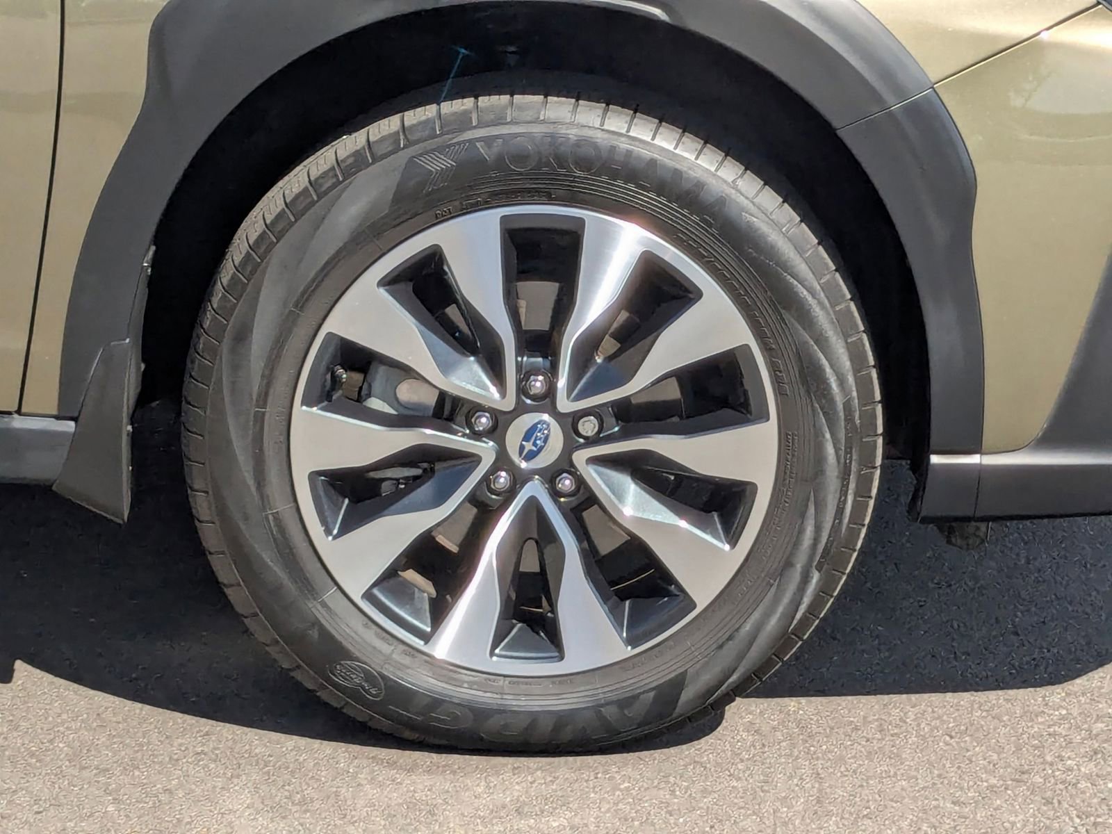 Used 2023 Subaru Outback Touring XT AWD/4WD image 11