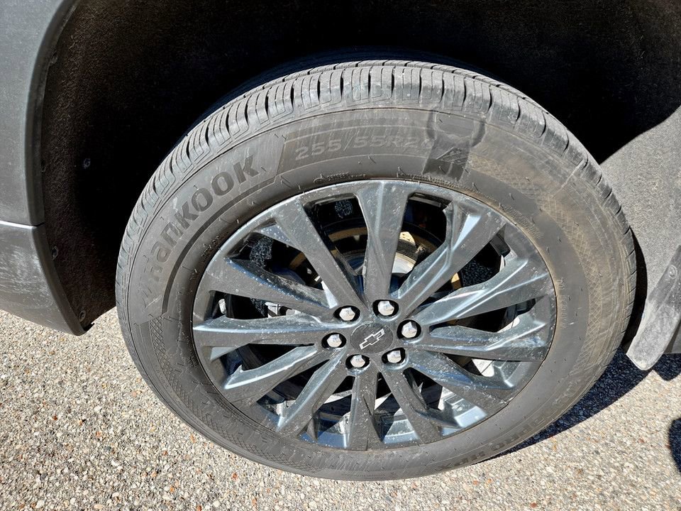 Used 2023 Chevrolet Traverse RS w/ LPO, Floor Liner Package image 35