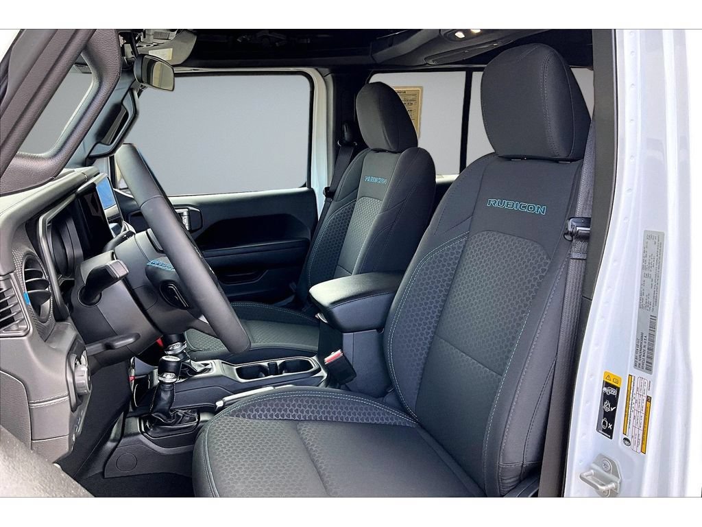 Certified 2024 Jeep Wrangler Unlimited Rubicon 4xe AWD/4WD image 34