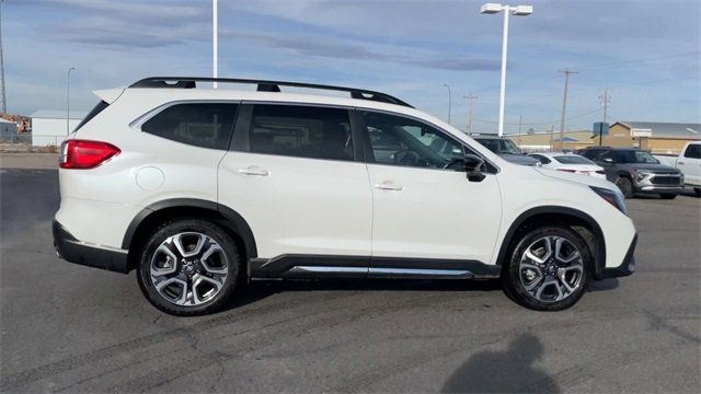 Used 2024 Subaru Ascent Limited w/ Technology Package image 2