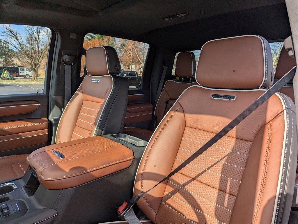 New 2026 GMC Sierra 3500 Denali Ultimate image 11