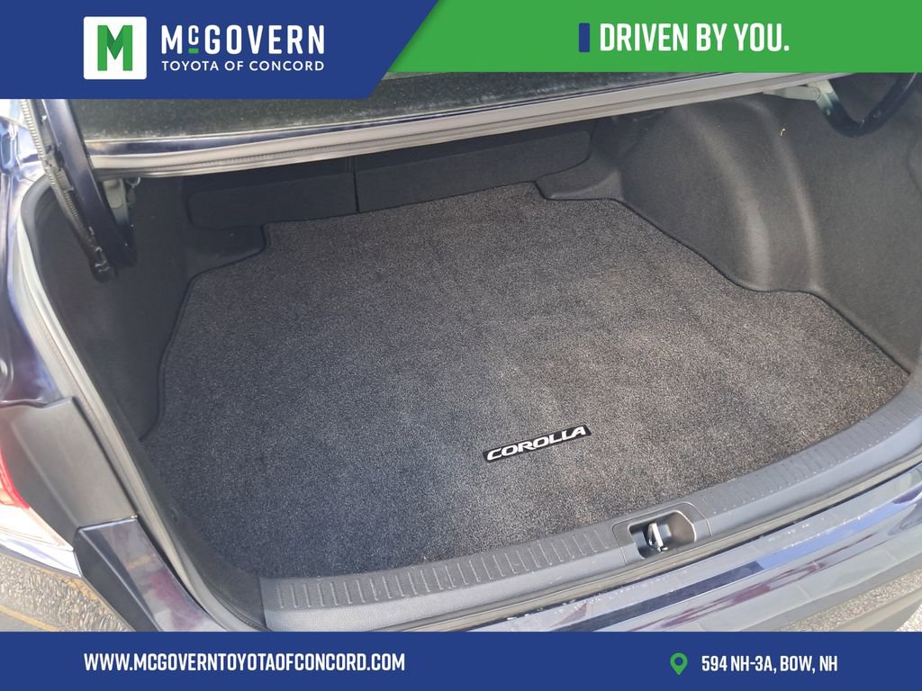 Used 2023 Toyota Corolla LE w/ Carpet Mat Package (TMS) FWD image 5