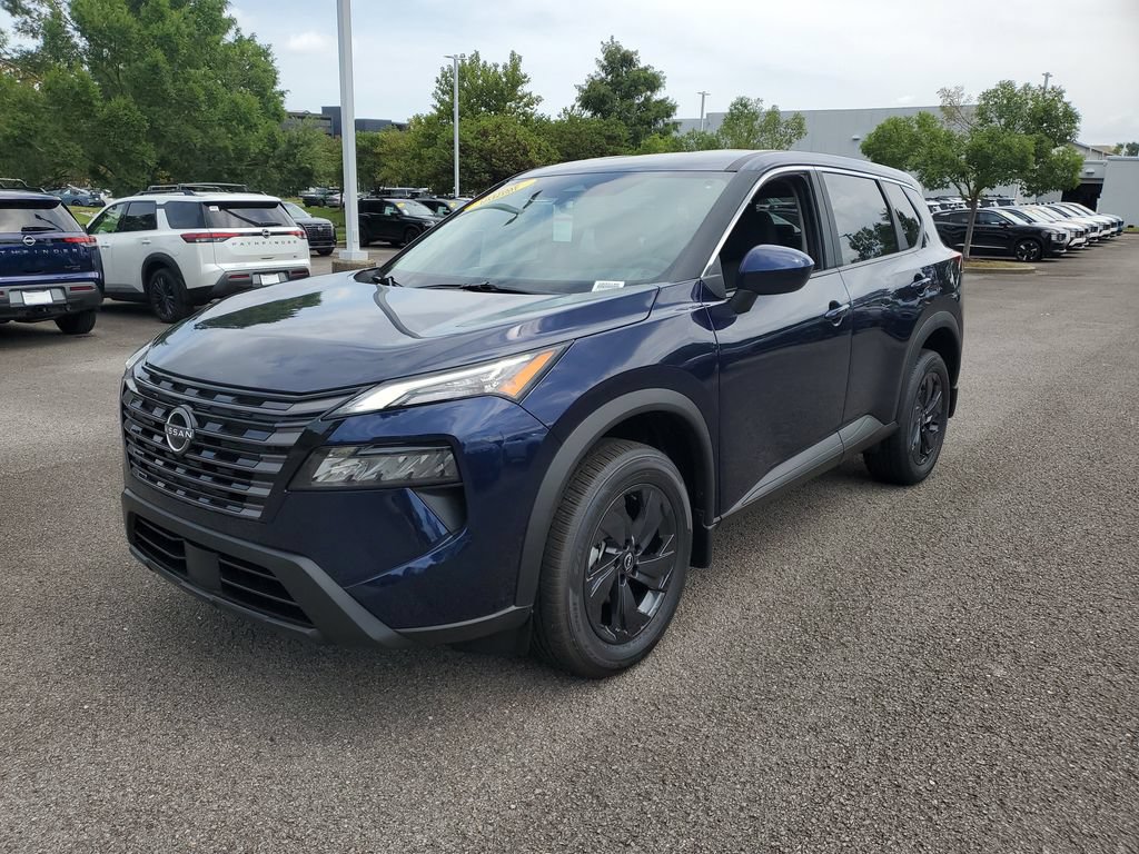 New 2026 Nissan Rogue SV FWD image 2