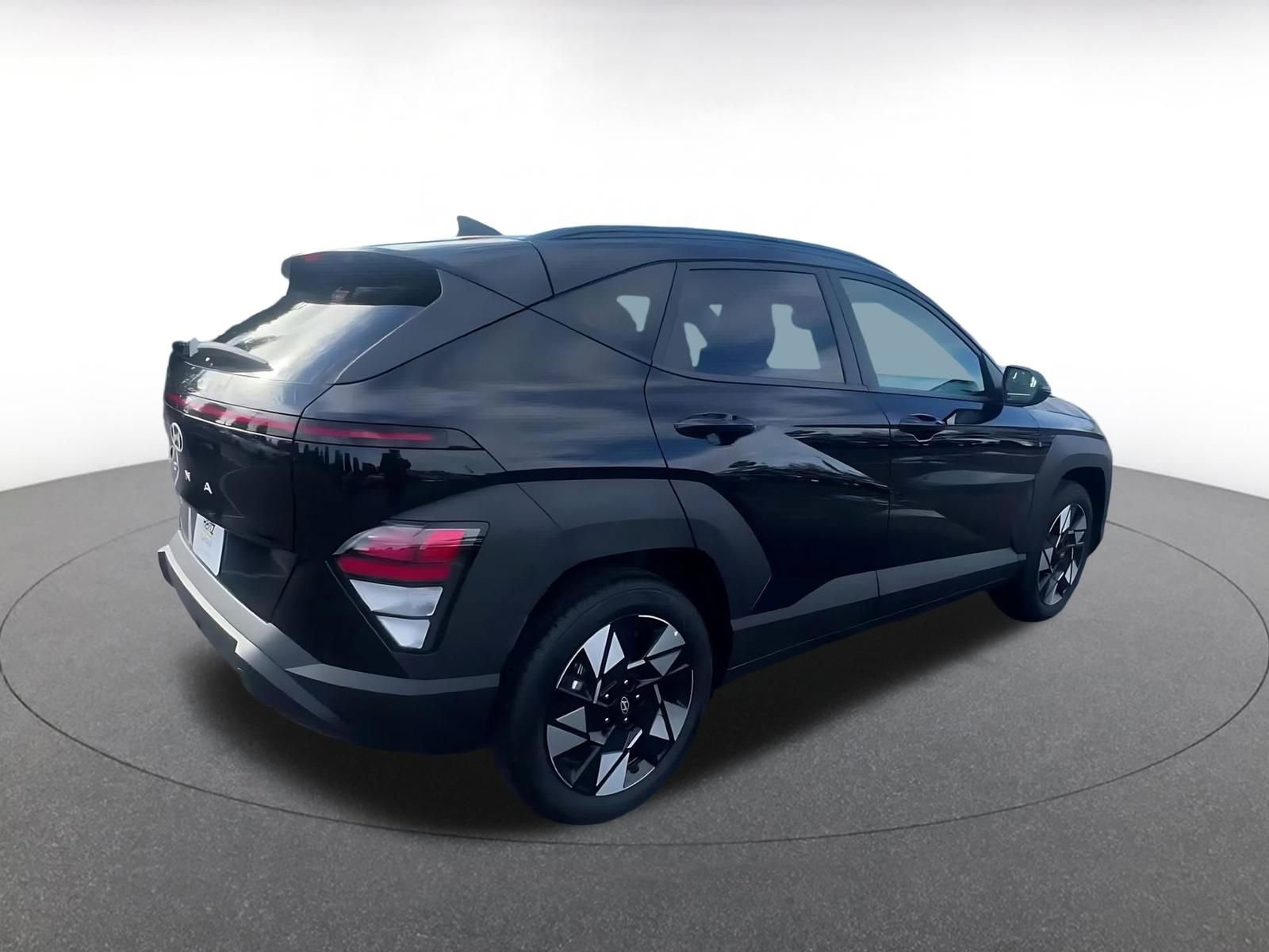 Used 2025 Hyundai Kona SEL image 14