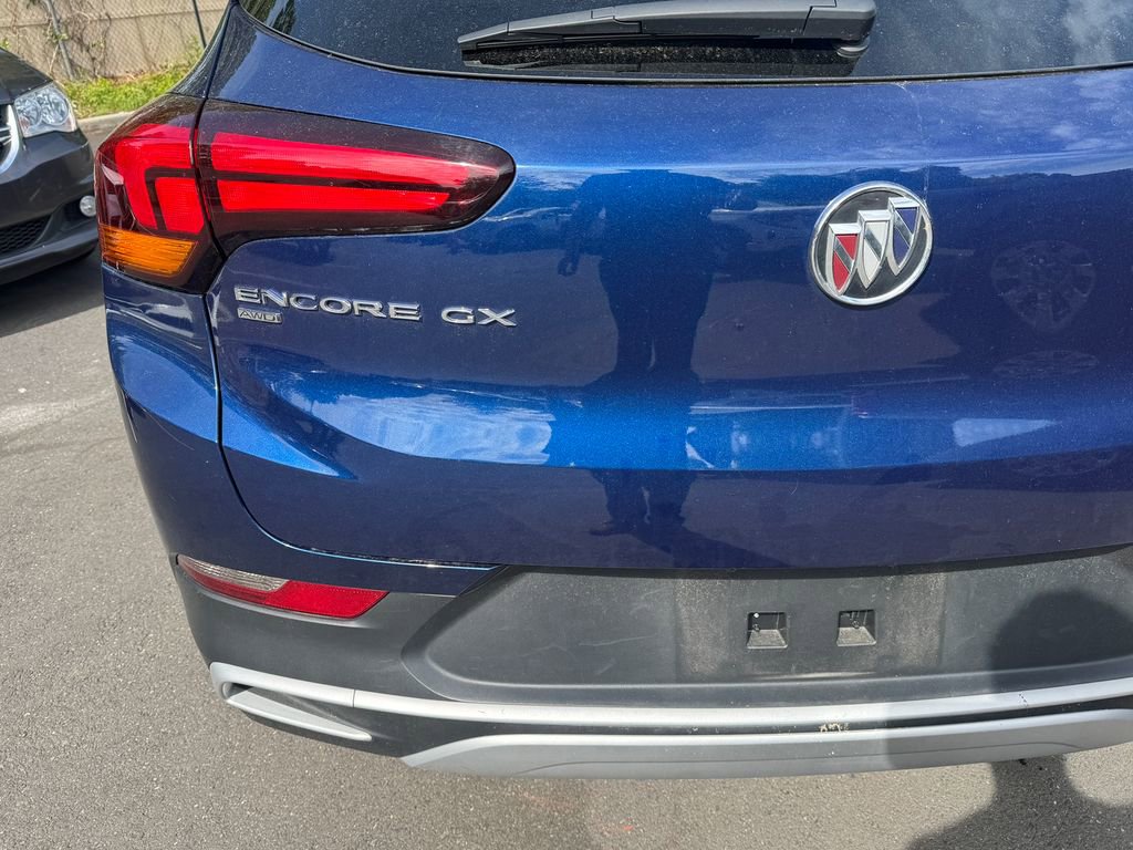 Used 2023 Buick Encore GX Select w/ Safety Package II AWD/4WD image 31
