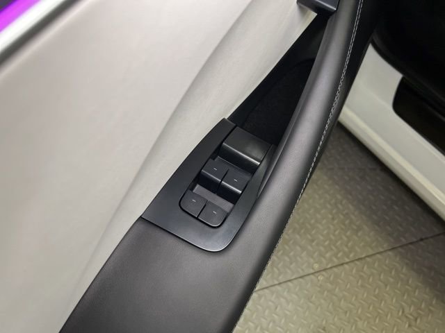 Used 2024 Tesla Model 3 Performance image 41