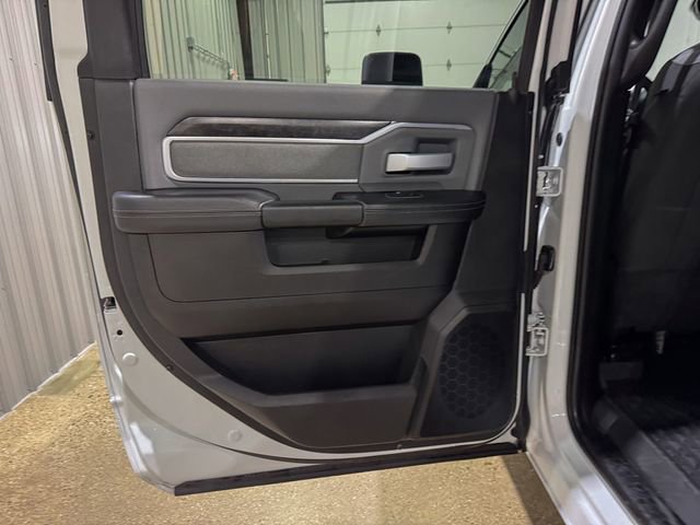 Used 2023 RAM 2500 Big Horn w/ Cold Weather Group image 18